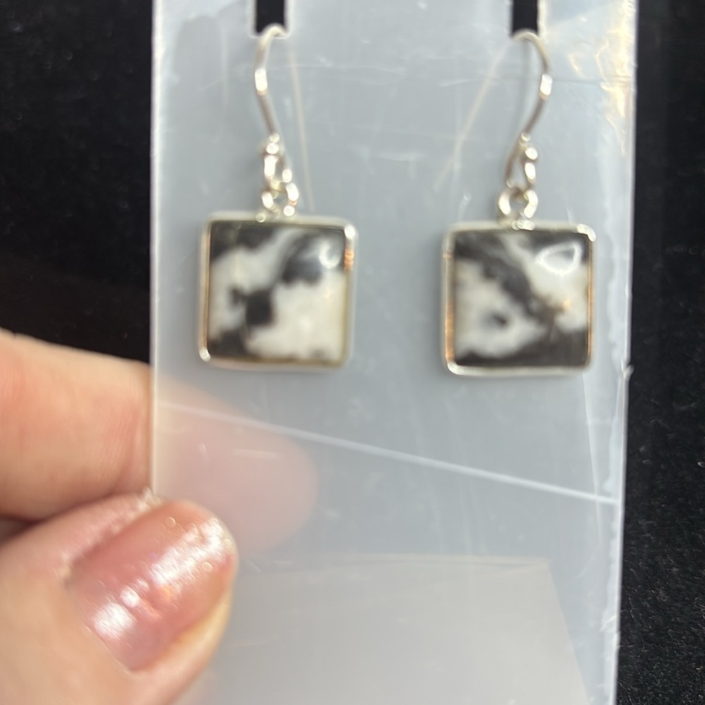 White buffalo earrings sterling silver - Picture 3 of 7